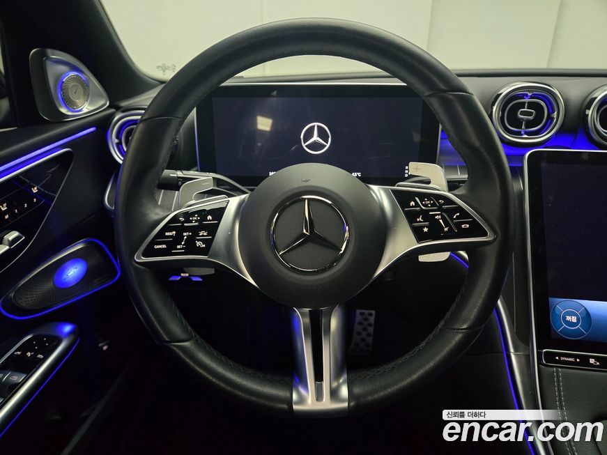 Mercedes-Benz C-Class 2024