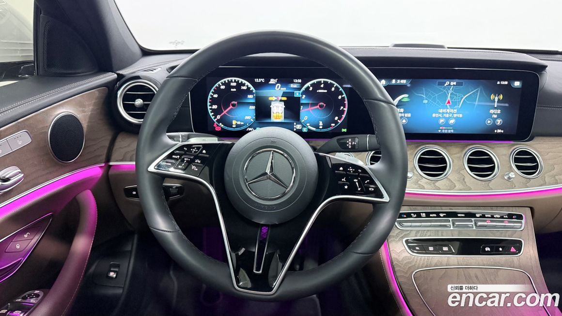 Mercedes-Benz E-Class 2023