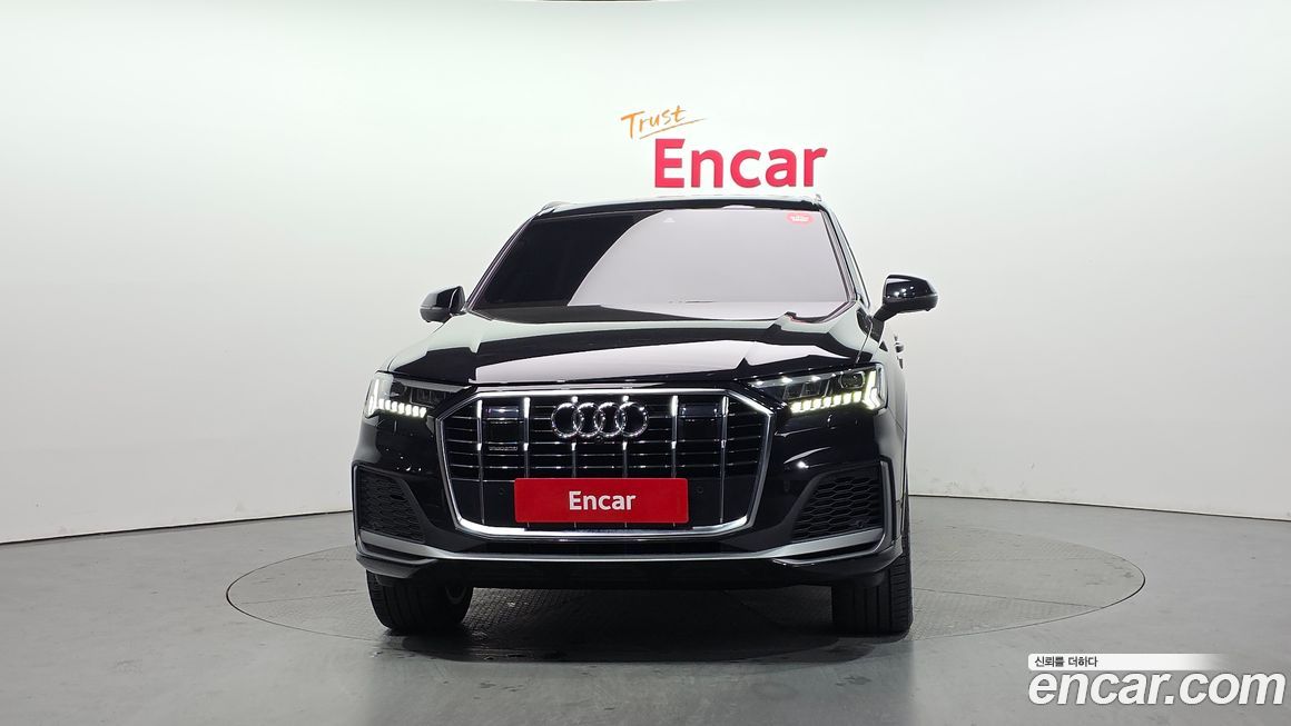 Audi Q7 2021