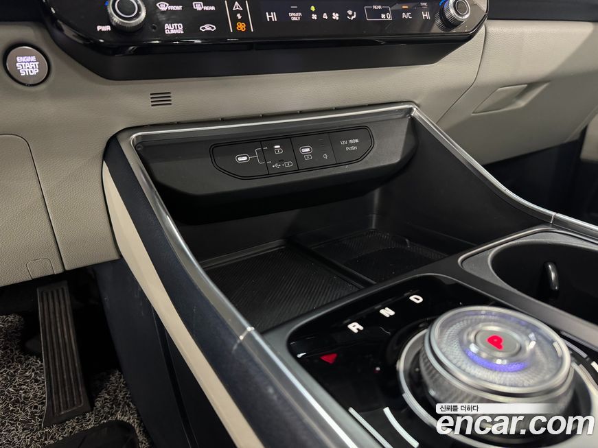 Kia Canival 2024