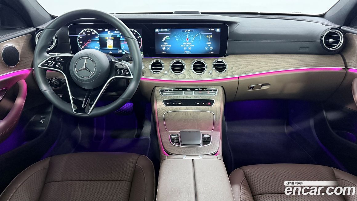 Mercedes-Benz E-Class 2023