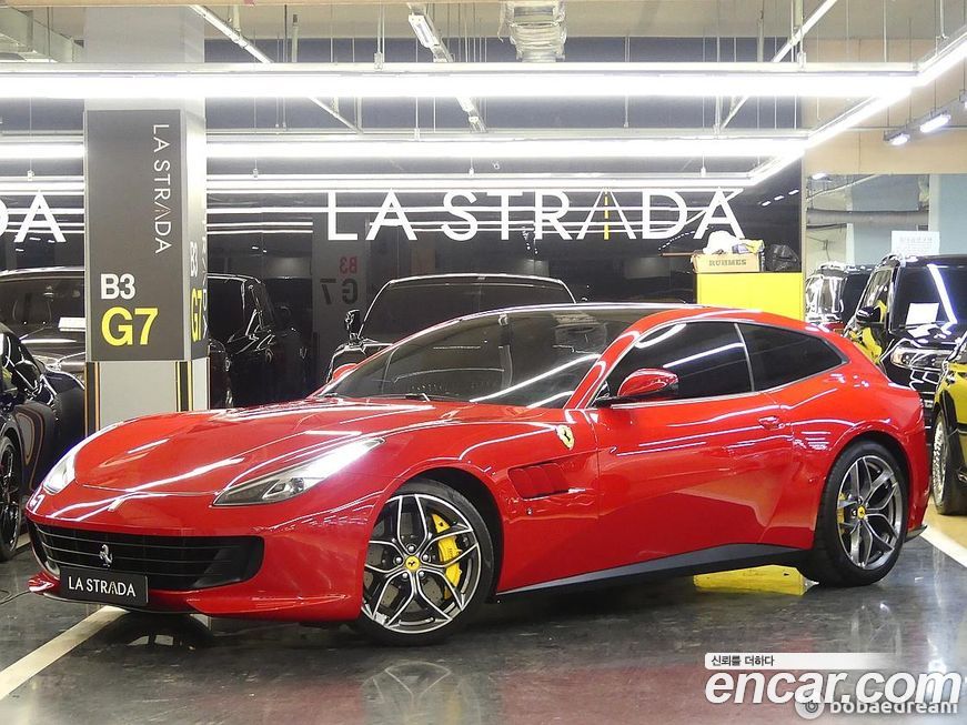 Ferrari GTC4 Lusso 2018