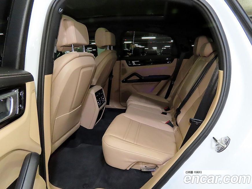 Porsche Cayenne 2020