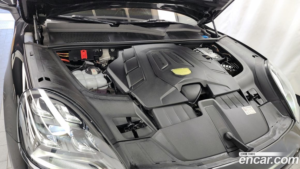 Porsche Cayenne 2023