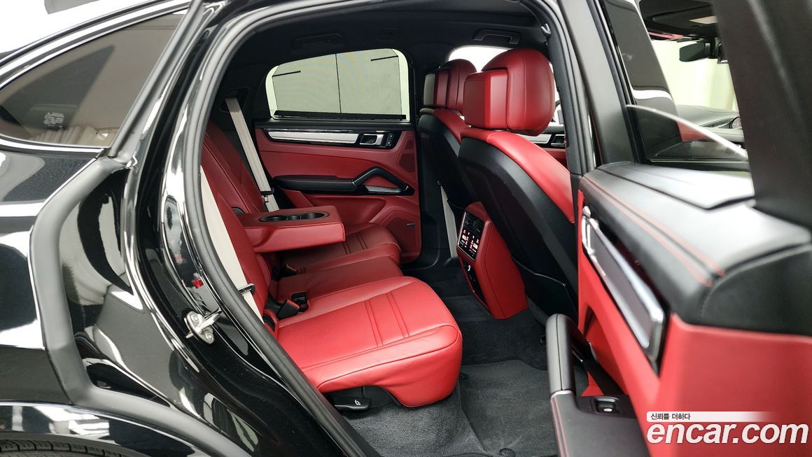 Porsche Cayenne 2023