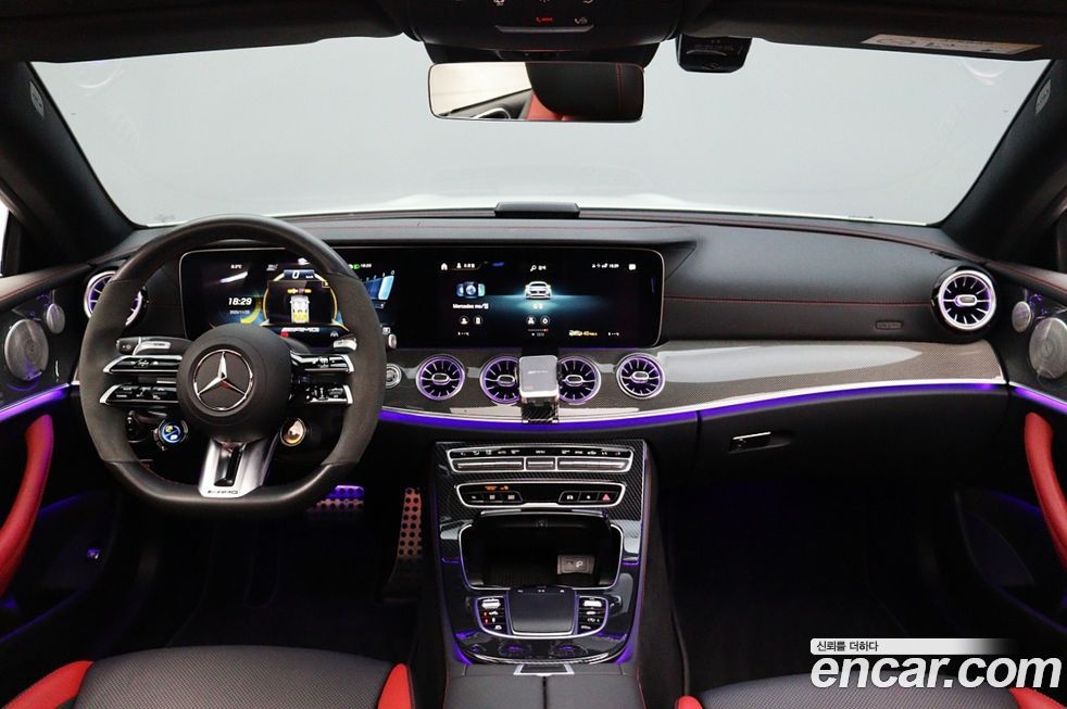 Mercedes-Benz E-Class 2021