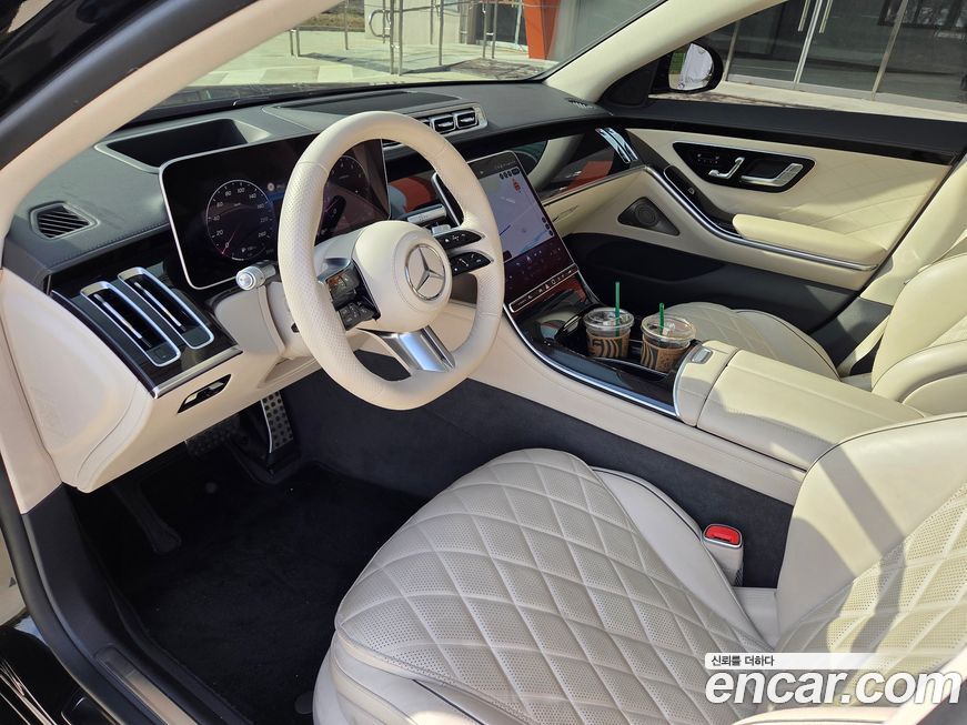 Mercedes-Benz S-Class 2024