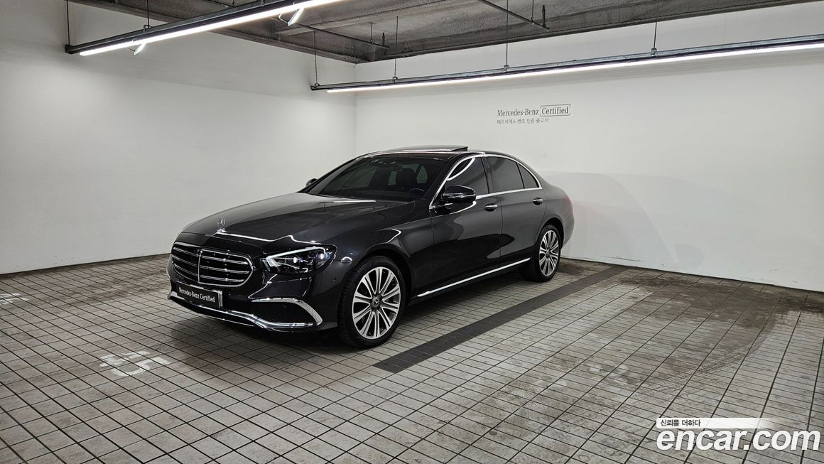 Mercedes-Benz E-Class 2023