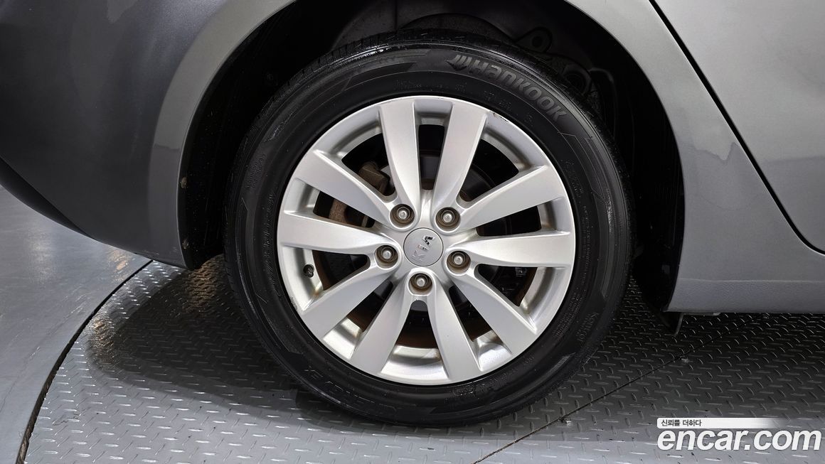 Kia K3 2015