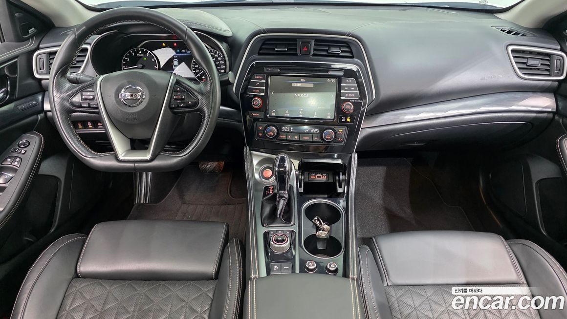 Nissan Maxima 2019