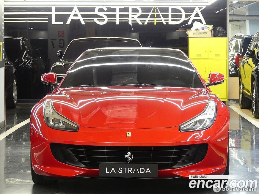 Ferrari GTC4 Lusso 2018