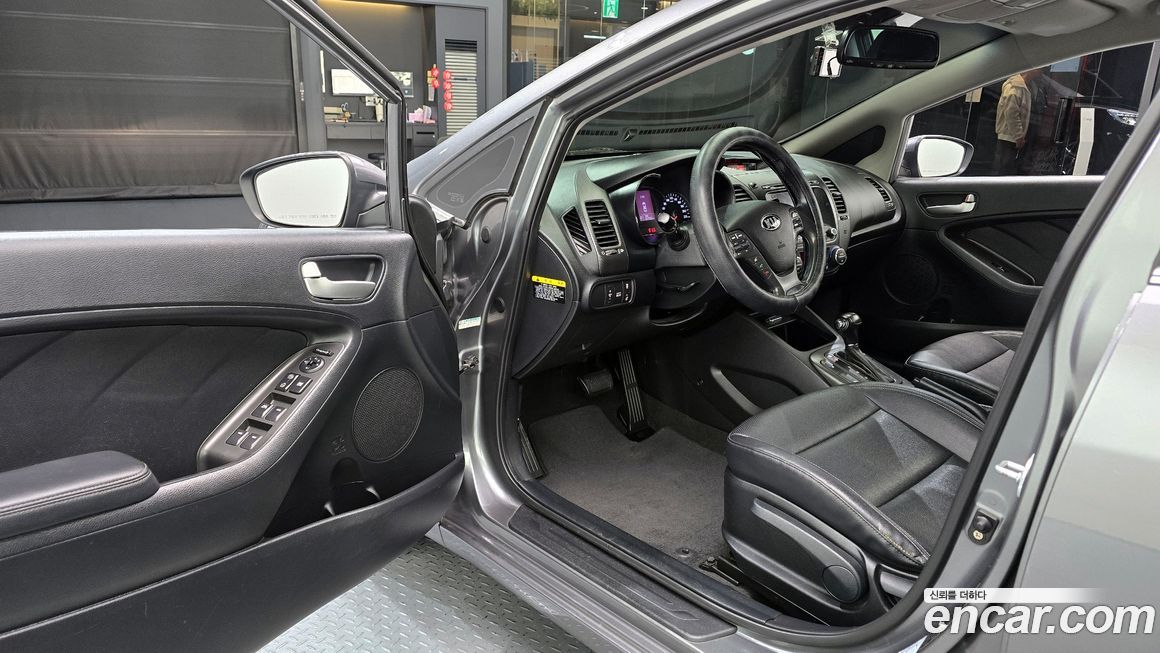 Kia K3 2015