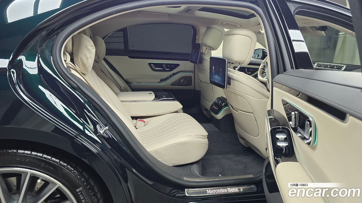 Mercedes-Benz S-Class 2022