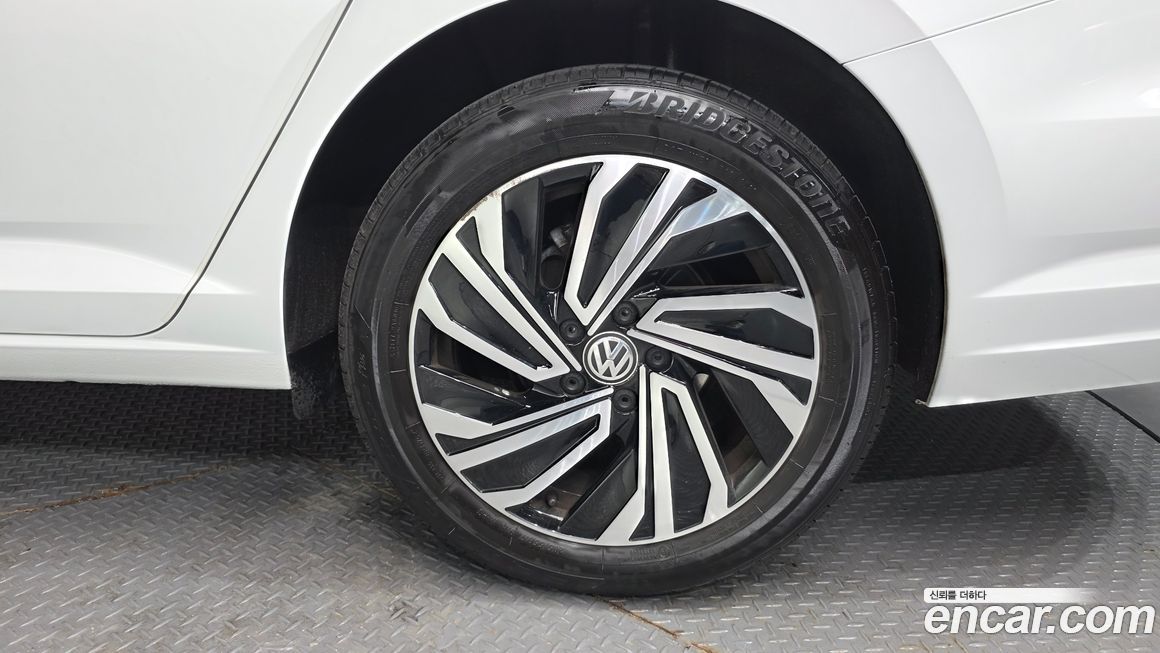 Volkswagen Jetta 2021