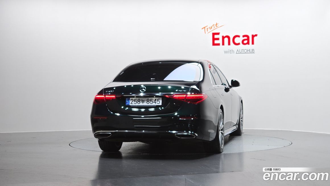 Mercedes-Benz S-Class 2022