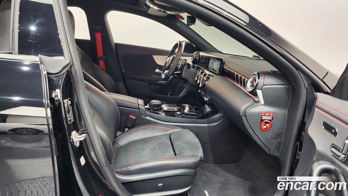 Mercedes-Benz CLA-Class 2022