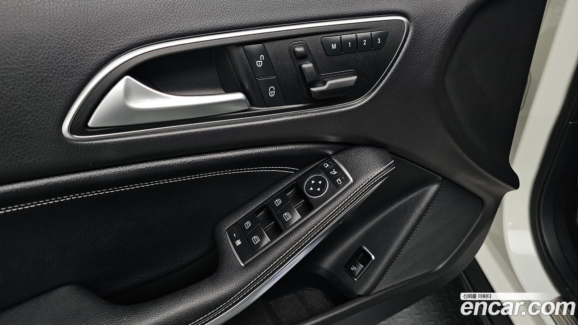 Mercedes-Benz GLA-Class 2017