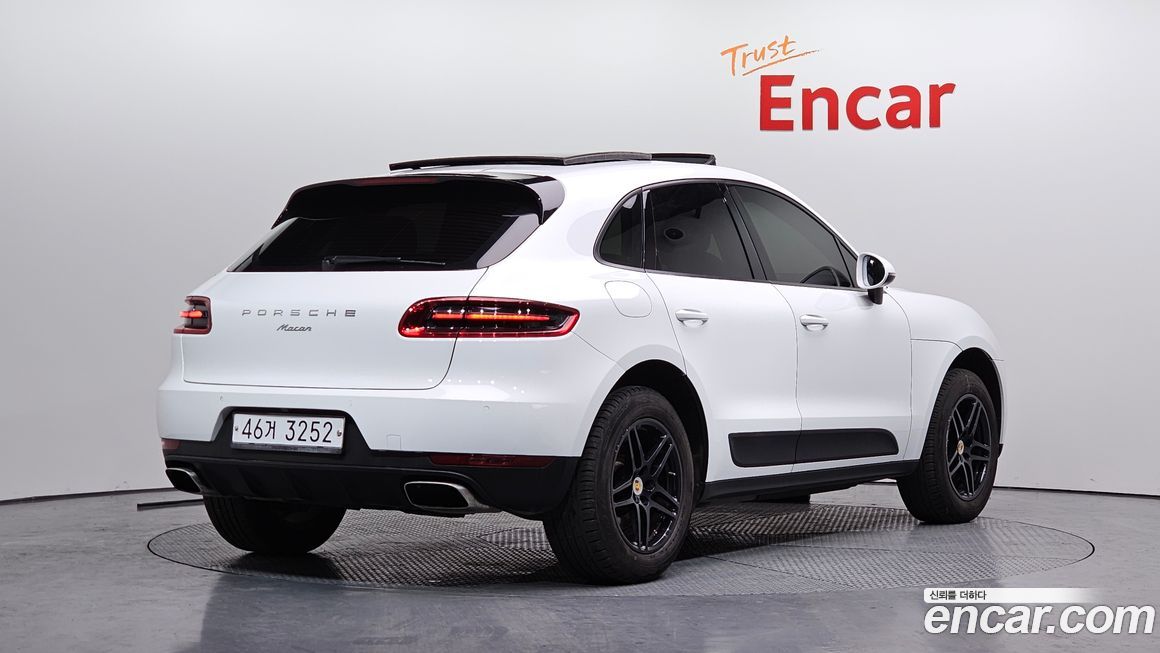 Porsche Macan 2017
