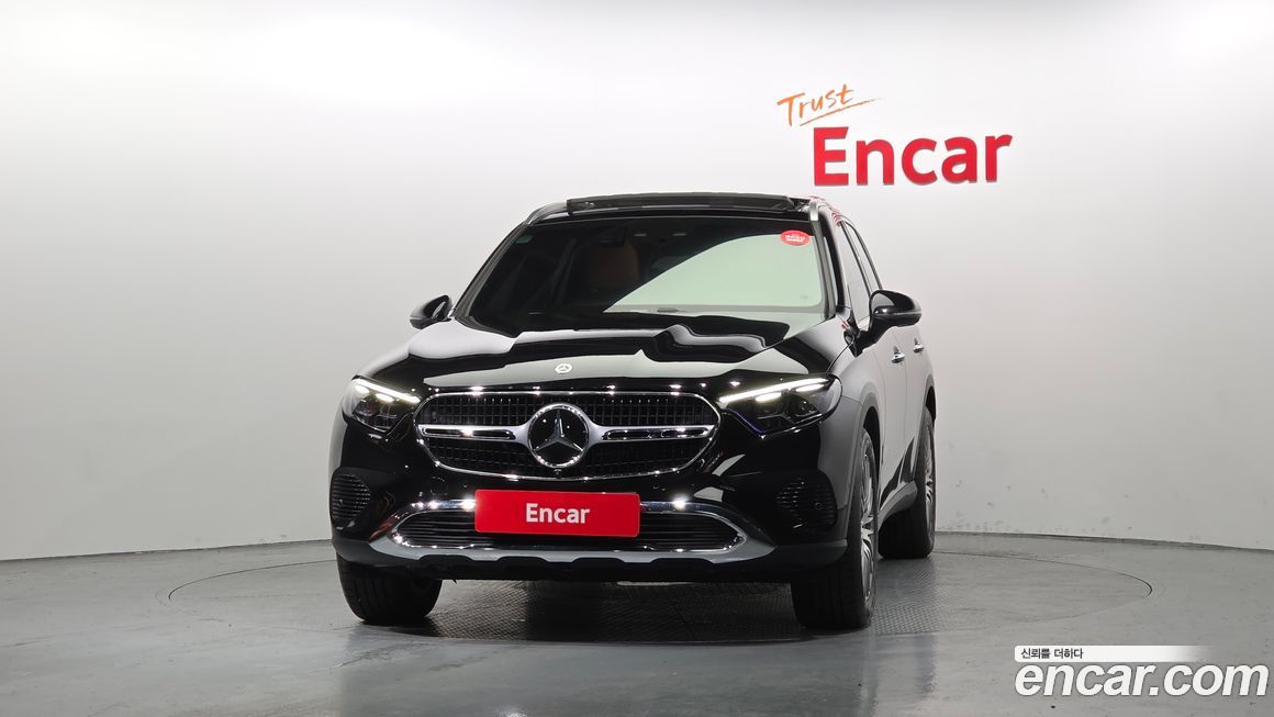 Mercedes-Benz GLC-Class 2026