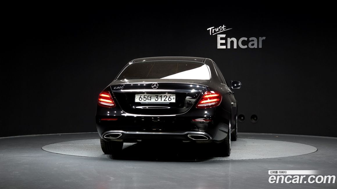 Mercedes-Benz E-Class 2018