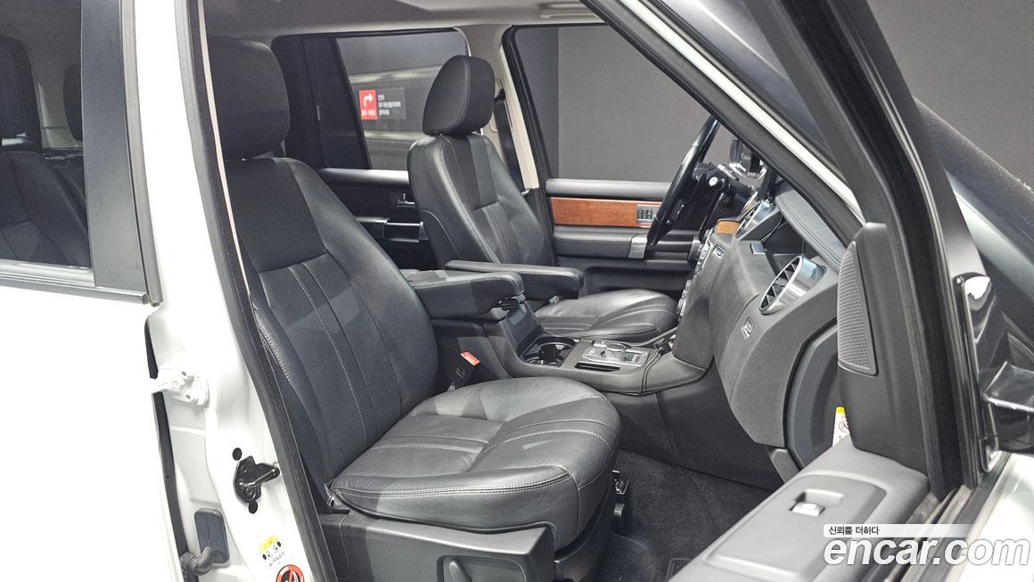 Land Rover Discovery 2016
