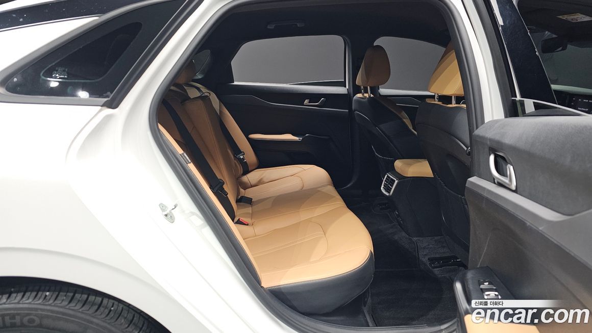 Kia K5 2023