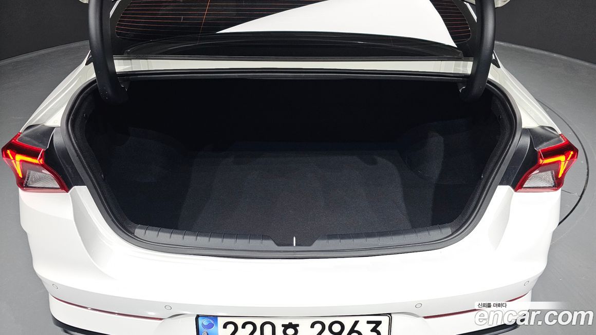 Kia K5 2023