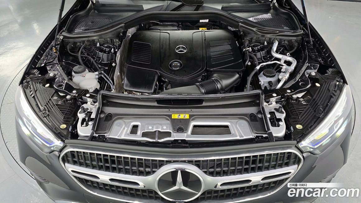 Mercedes-Benz GLC-Class 2026