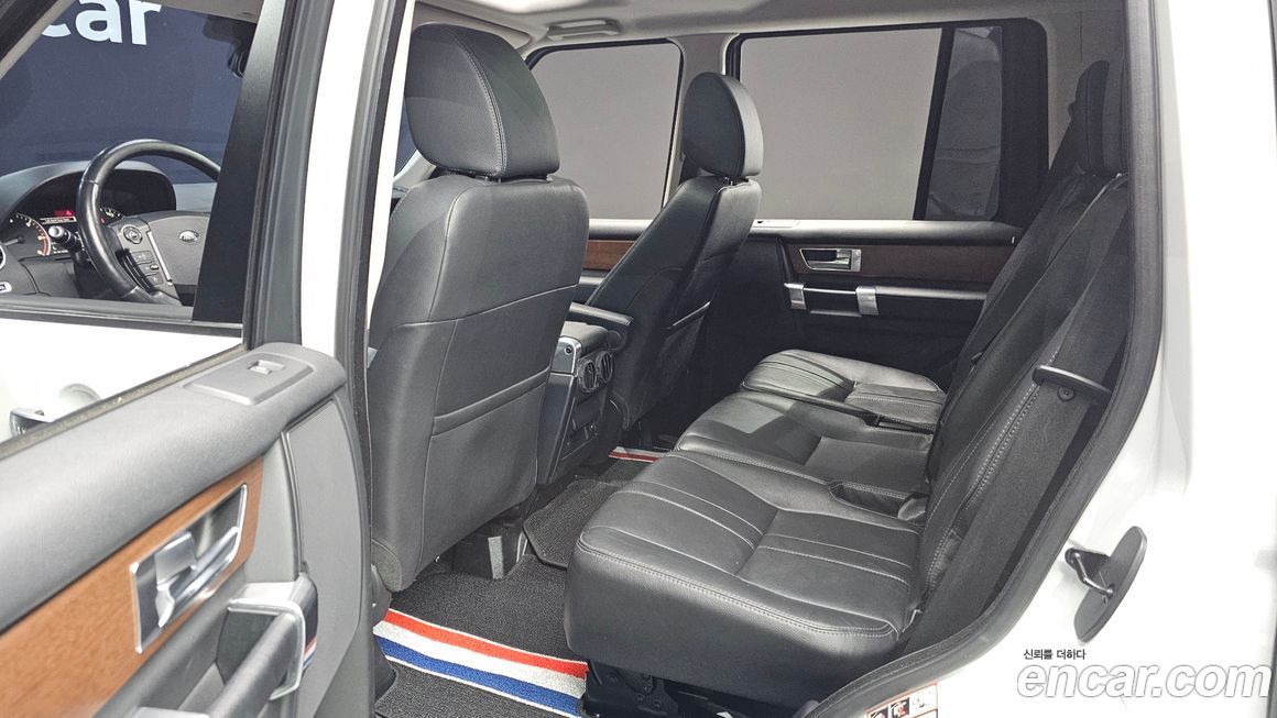 Land Rover Discovery 2016