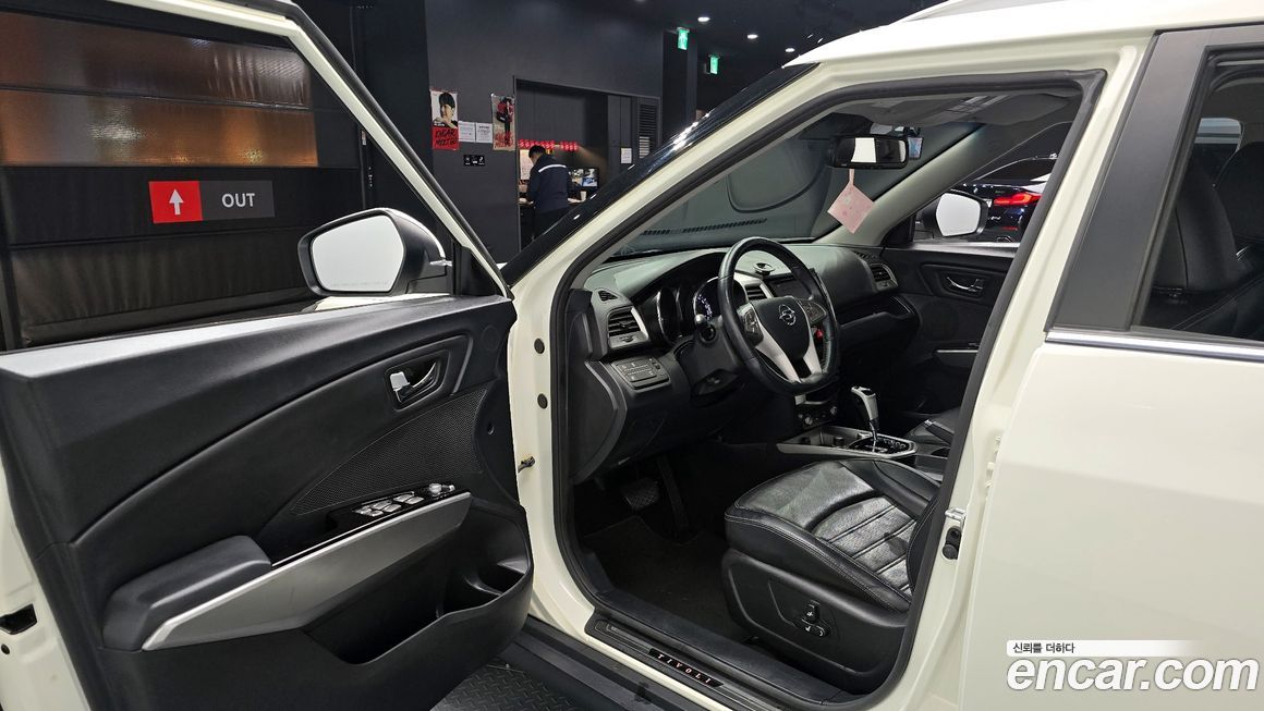 KG_Mobility_Ssangyong TIBOLI 2015