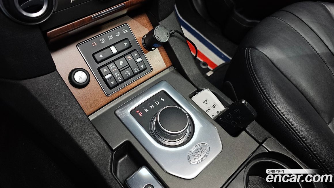 Land Rover Discovery 2016