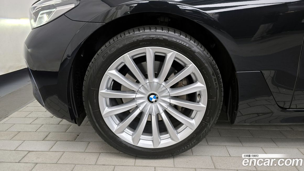 BMW Gran Turismo 2021