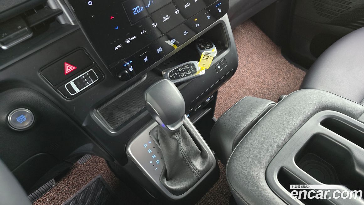 Hyundai Staria 2024