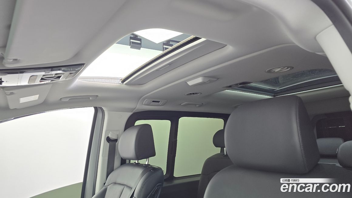 Hyundai Staria 2024