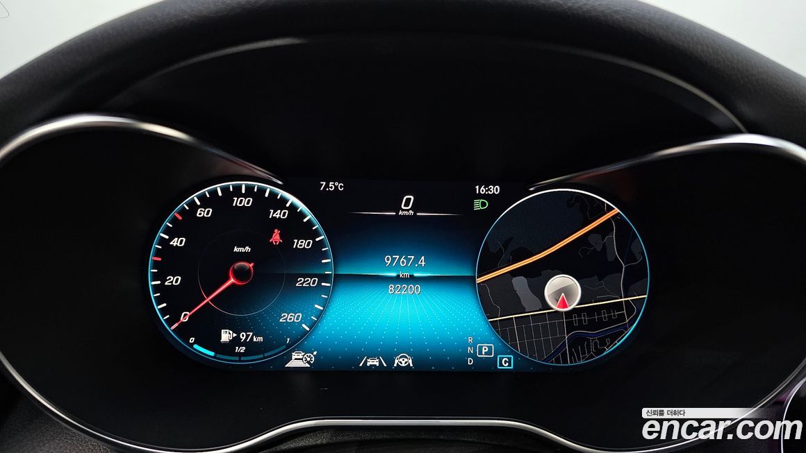 Mercedes-Benz C-Class 2021