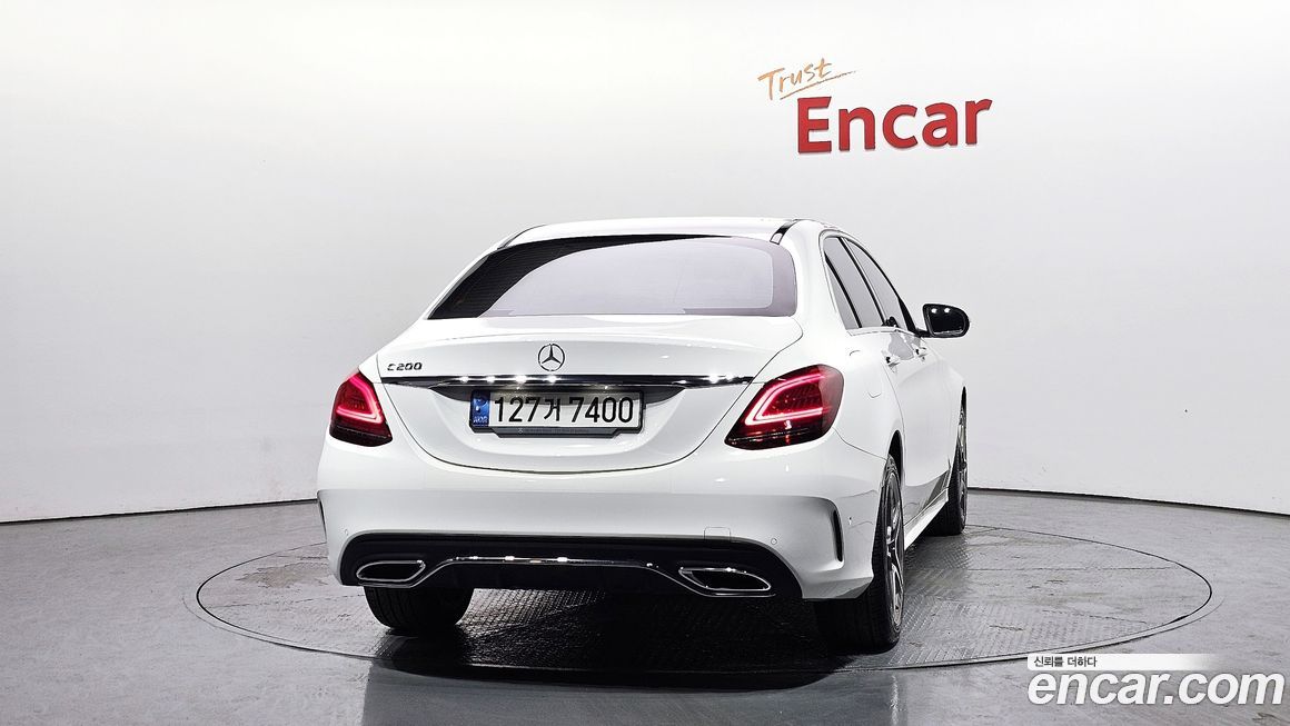 Mercedes-Benz C-Class 2021