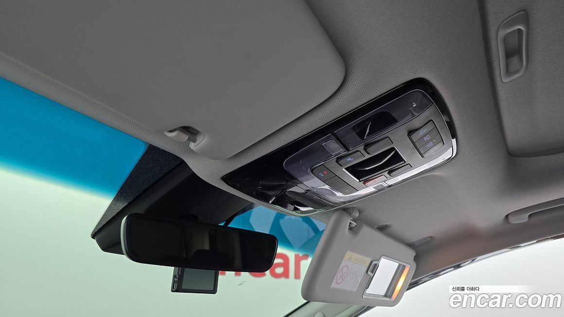 Hyundai Staria 2024