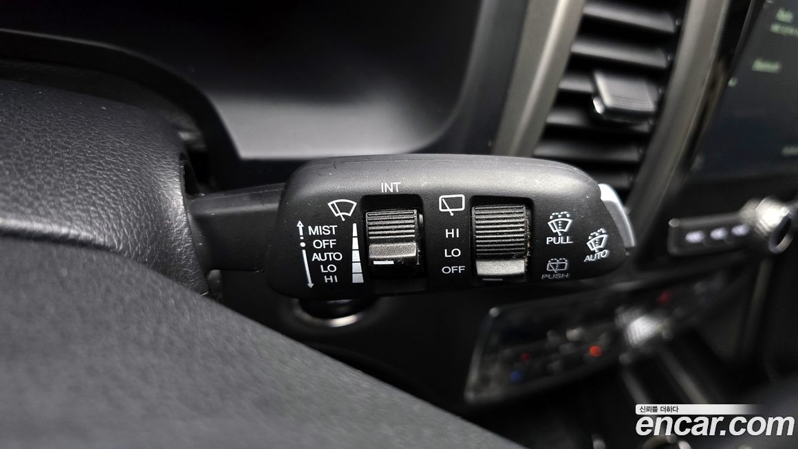 KG_Mobility_Ssangyong Rexton 2018