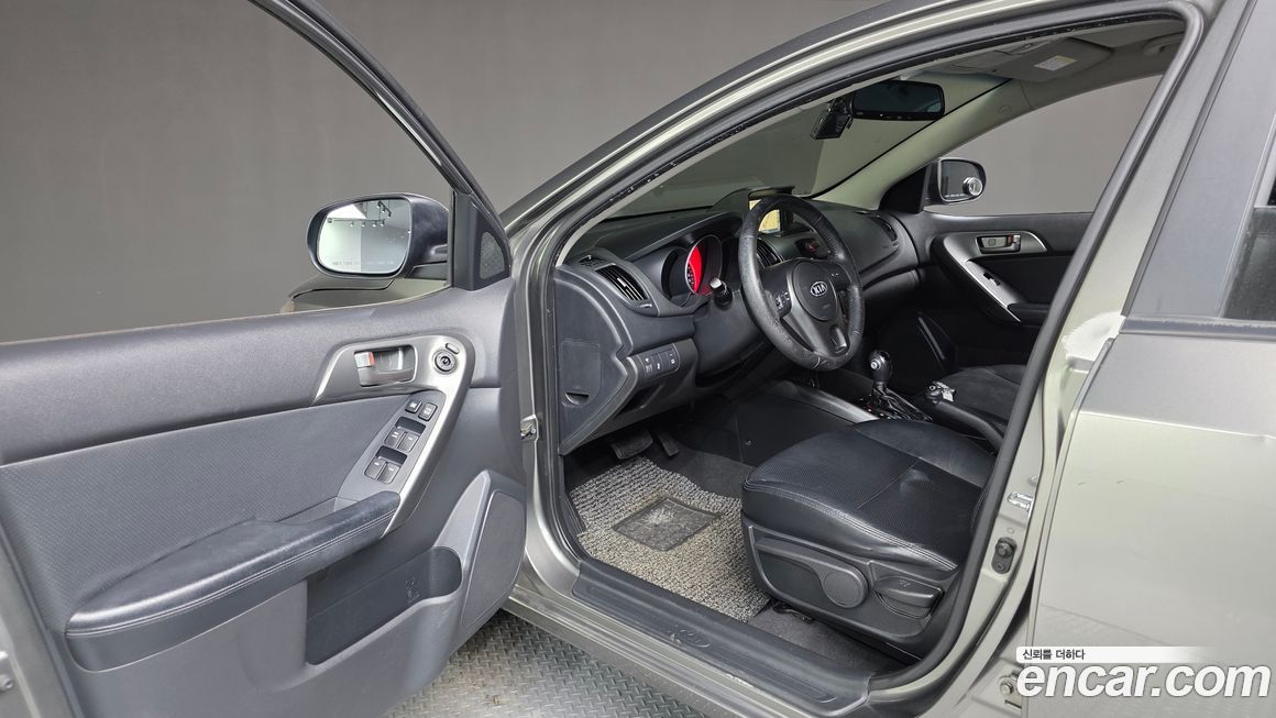 Kia Porte 2011