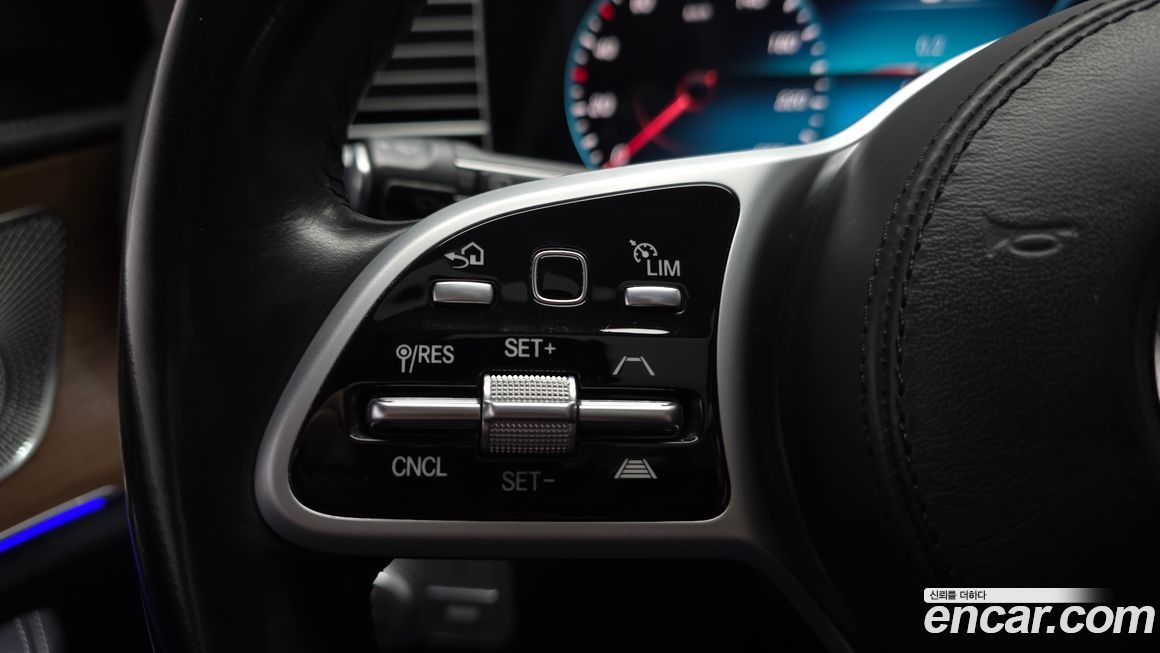 Mercedes-Benz GLE-Class 2021