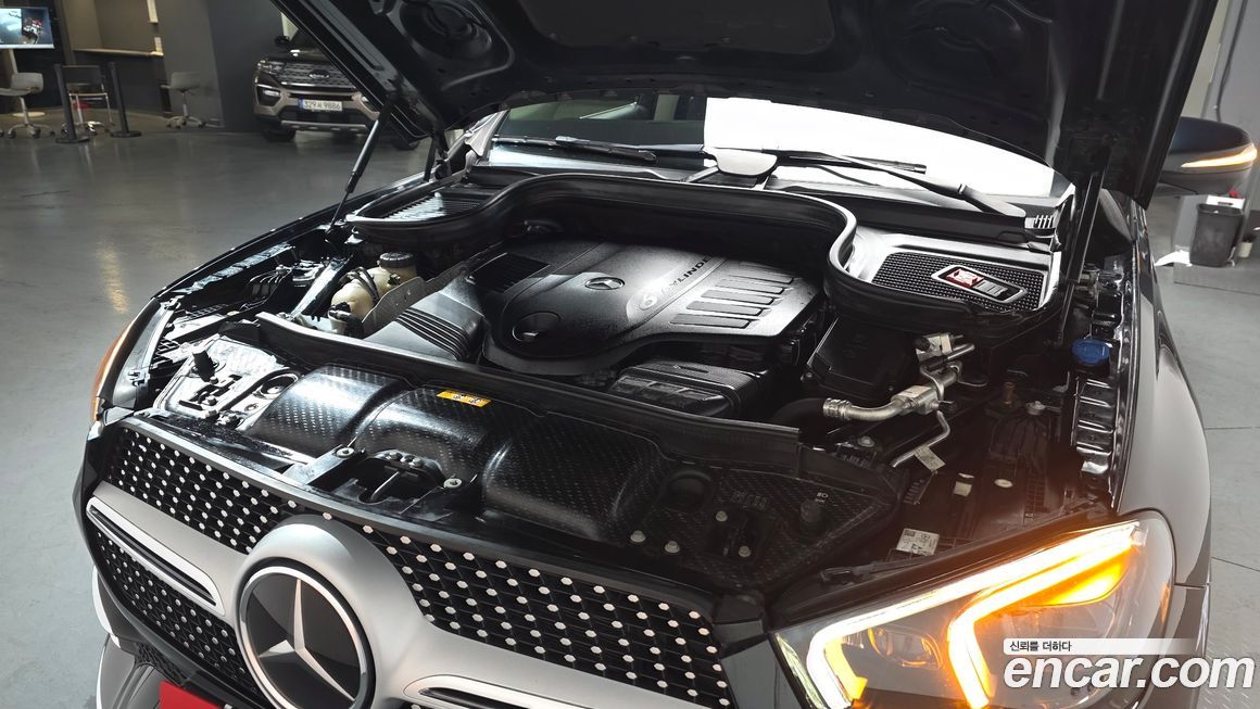 Mercedes-Benz GLE-Class 2021