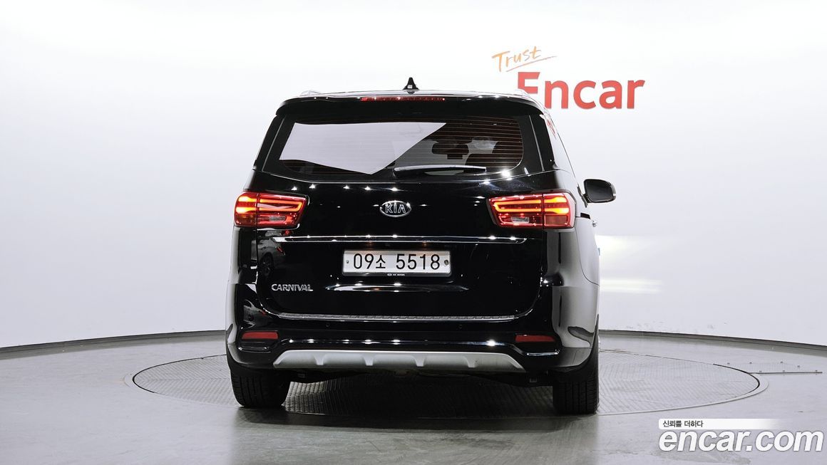 Kia Canival 2019