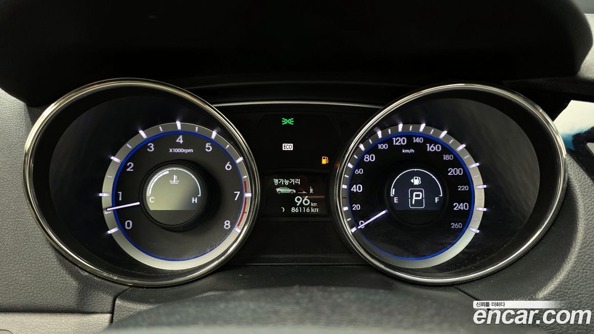 Hyundai Sonata 2010