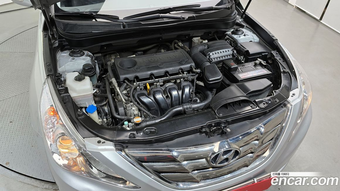 Hyundai Sonata 2010