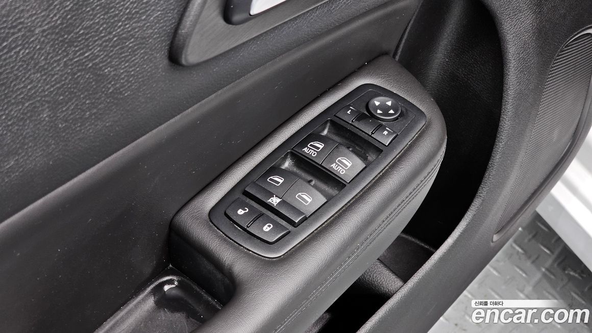 Chrysler 200 2015
