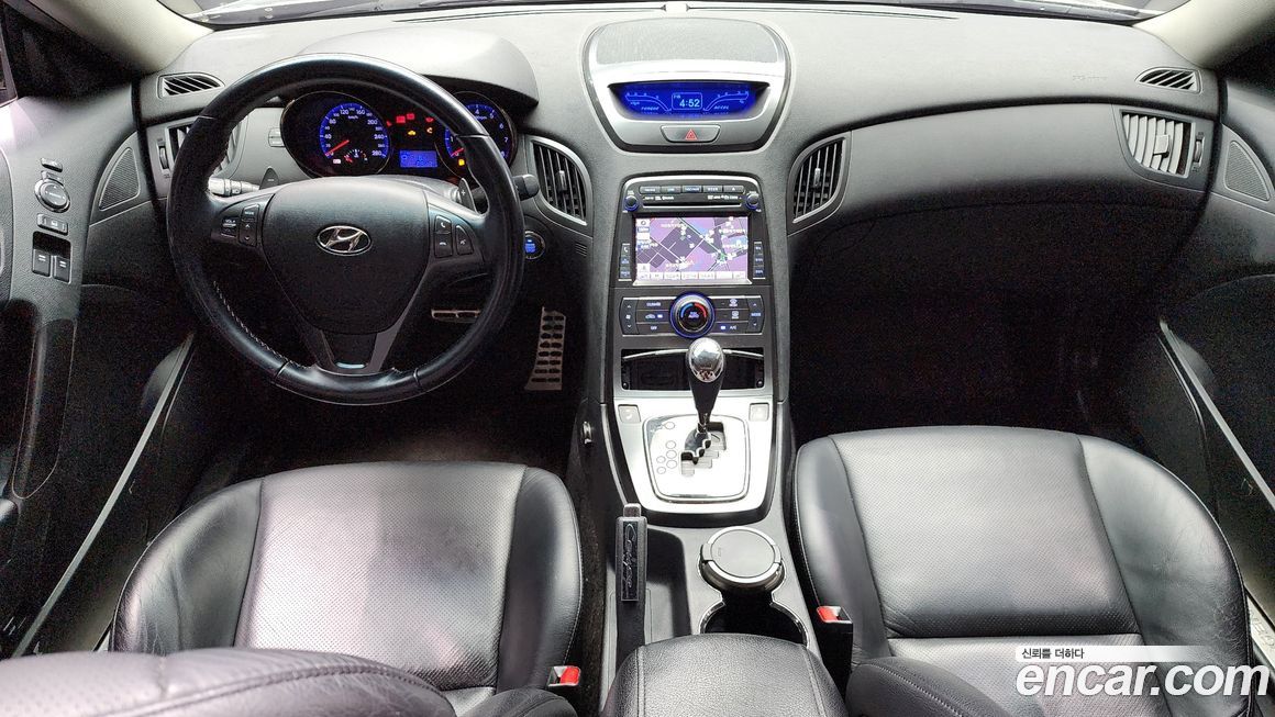 Hyundai Genesis 2011