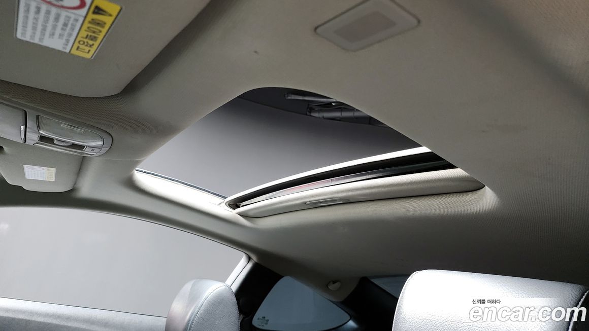 Hyundai Genesis 2011