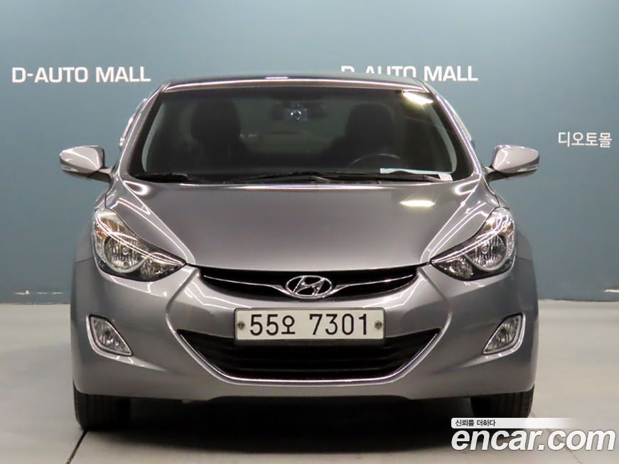 Hyundai AVANTE 2013