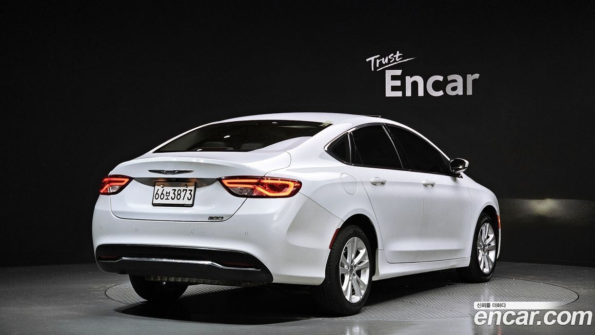 Chrysler 200 2015