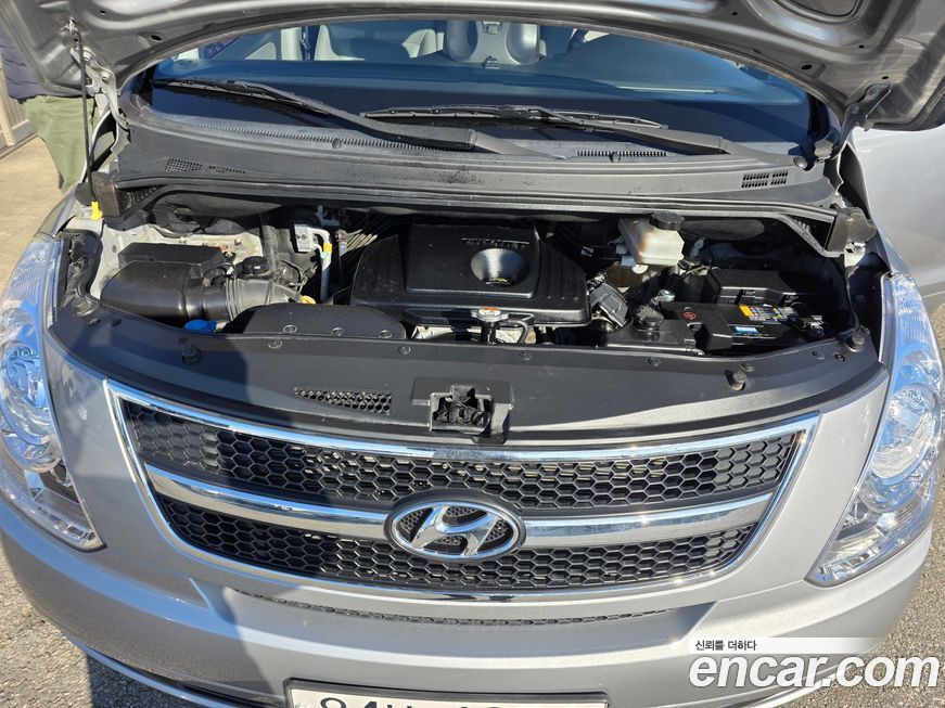 Hyundai Starex 2012